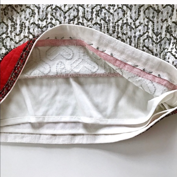 NEW! Zara skirt - Picture 4 of 5